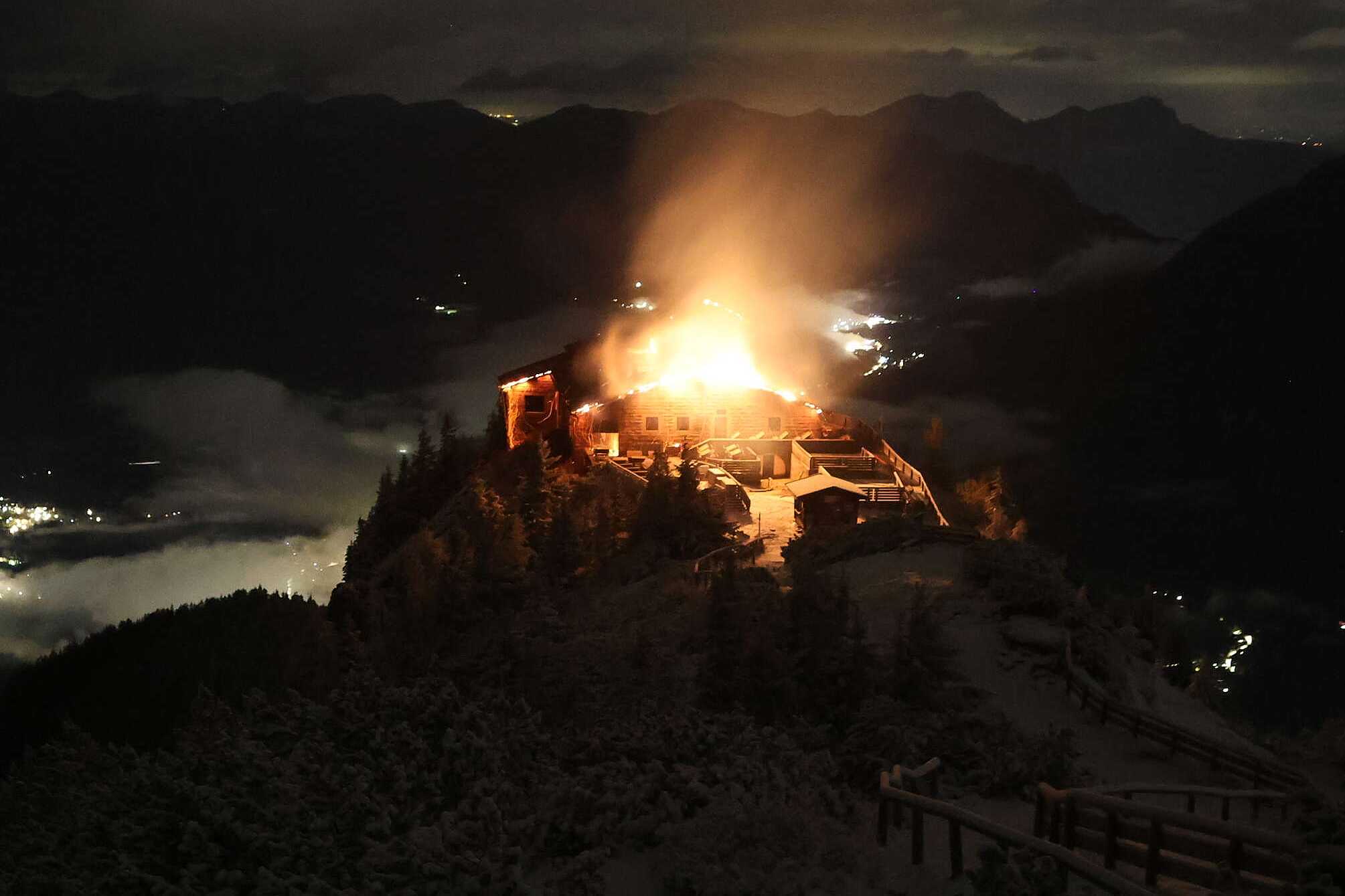 Fire devastates Eagle's Nest retreat built for Hitler in Germany; A suspect is detained — WESH 2 Orlando, Abilene Community news