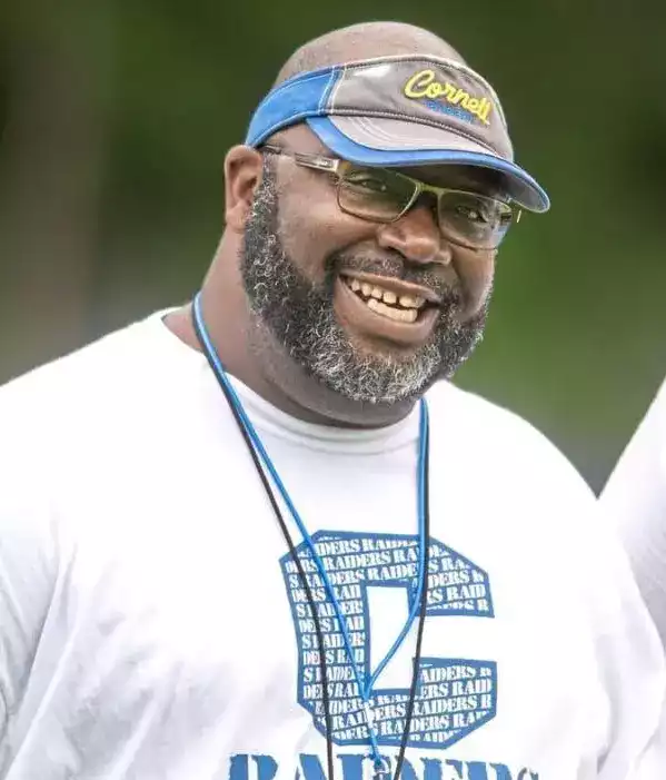 High school football coach dies after medical emergency at game — WESH 2 Orlando, Abilene Health news